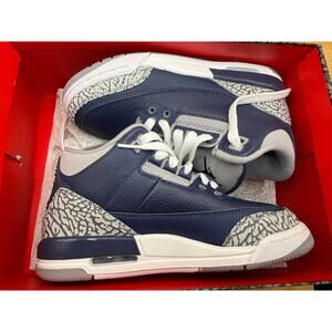 Jordan 3 Georgetown Size 4